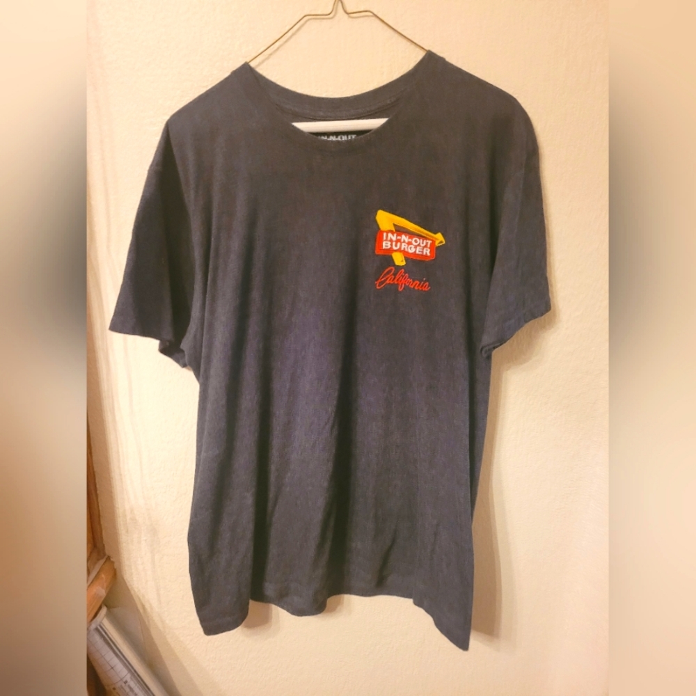 Men’s In n out Burger California Tshirt Size L